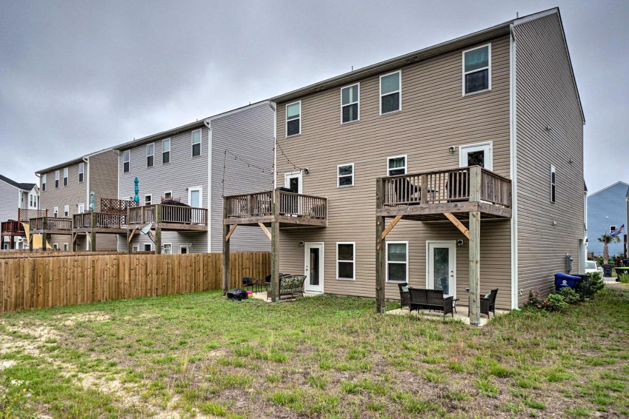 Modern Coastal Condo With Patio 1 Mi To Beaches! Carolina Beach Zewnętrze zdjęcie